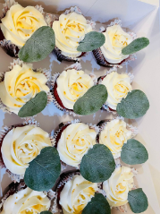 rose cake